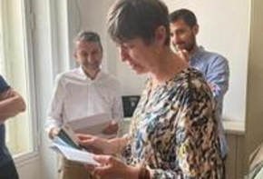 Mme Sylvie Chatandeau